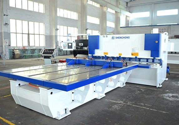 Продажа гильотинных ножниц с передней пластиной подачи с ЧПУ